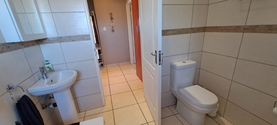 To Let 3 Bedroom Property for Rent in Panorama Free State